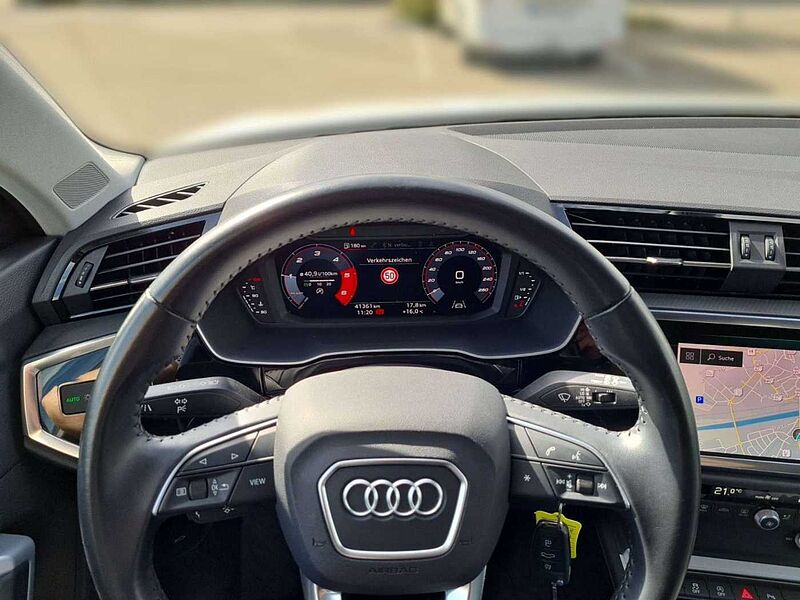 Audi Q3 35 TDI quattro advanced/NAVI/AHK/LED/Virtual