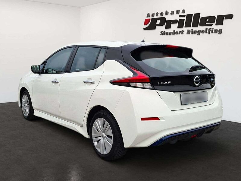 Nissan Leaf ZE1 Visia 40 KWh