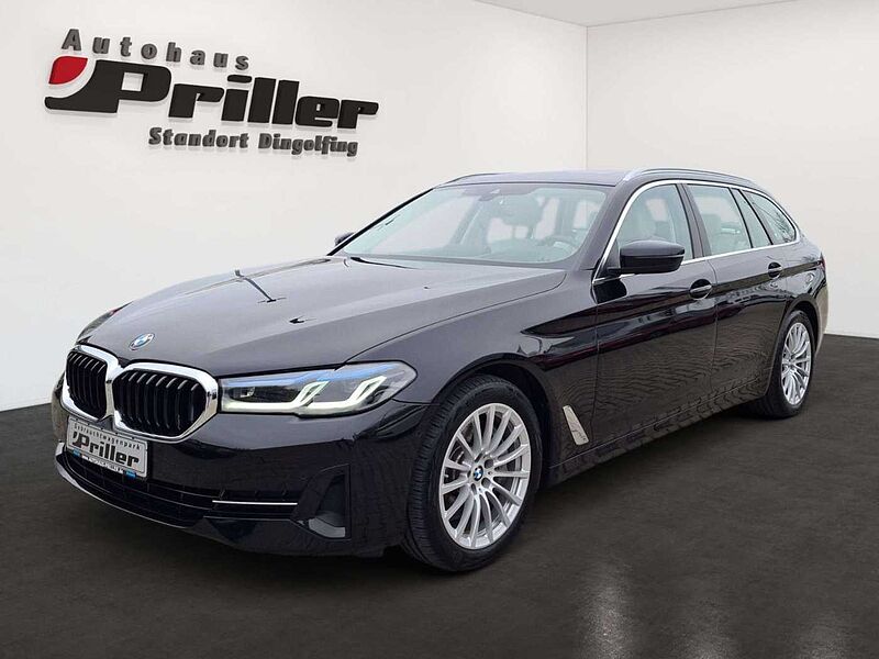 BMW 530 d xDrive Touring/Laser/HUD/Panorama/Leder/DDC