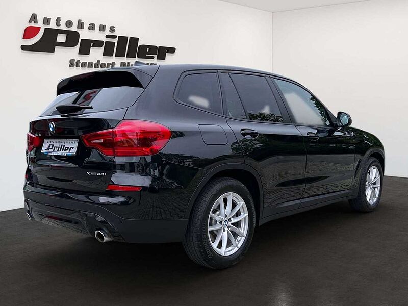 BMW X3 xDrive30i Advantage/NAVI/LED/LiveCockpit/GSD