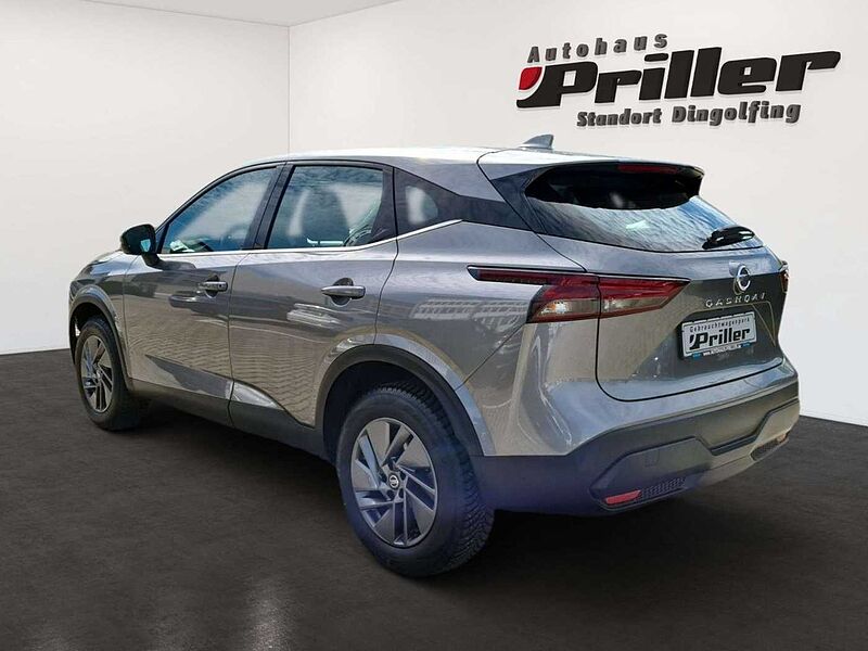 Nissan Qashqai 1.3 DIG-T Acenta/NAVI/LED/DAB/Apple/360°