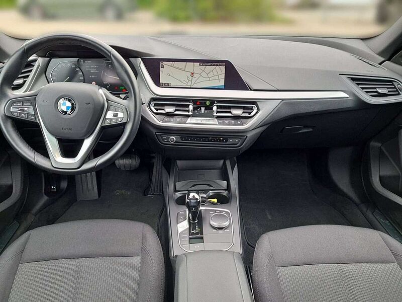 BMW 220 220d Gran Coupé Advantage/NAVI/AHK/DAB/Pano/18'