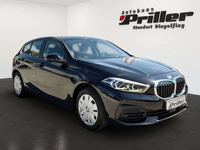 BMW 116 d Automatik/NAVI/LED/DAB/Live Cockpit/SHZ/PDC