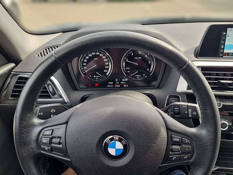 BMW 118 d Advantage/NAVI/SHZ/Bluetooth/Tempomat