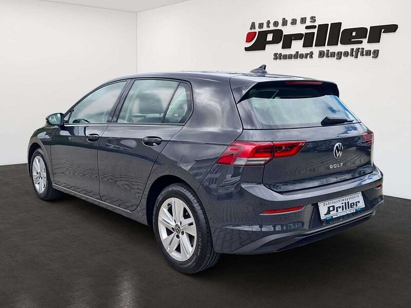 Volkswagen Golf VIII Lim. Life/NAVI/DAB+/LED/Apple/ACC/LRH