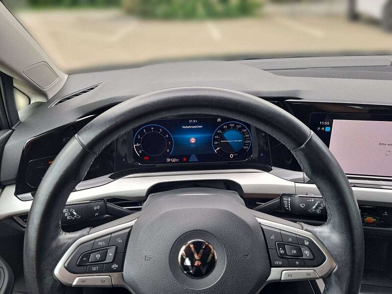 Volkswagen Golf VIII Lim. Life/NAVI/DAB+/LED/Apple/ACC/LRH