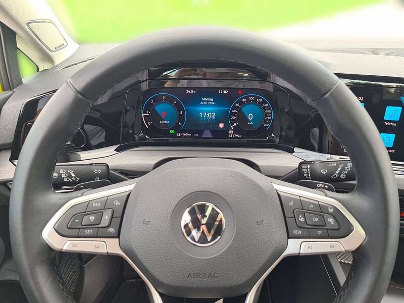 Volkswagen Golf VIII 2.0 TDI Style DSG/Matrix/HUD/Pano/AHK