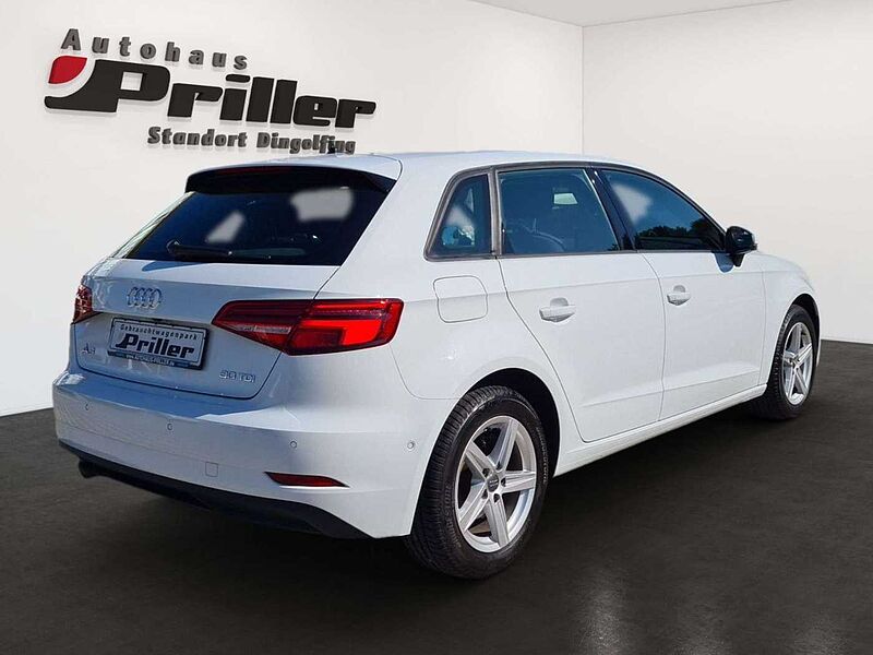 Audi A3 Sportback 30 TDI/LED/NAVI/ACC/Assistenz-Paket