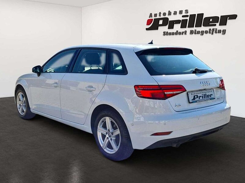 Audi A3 Sportback 30 TDI/LED/NAVI/ACC/Assistenz-Paket