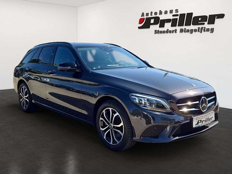 Mercedes-Benz C 220 d Avantgarde 4Matic/Leder/DAB/Standh/Night