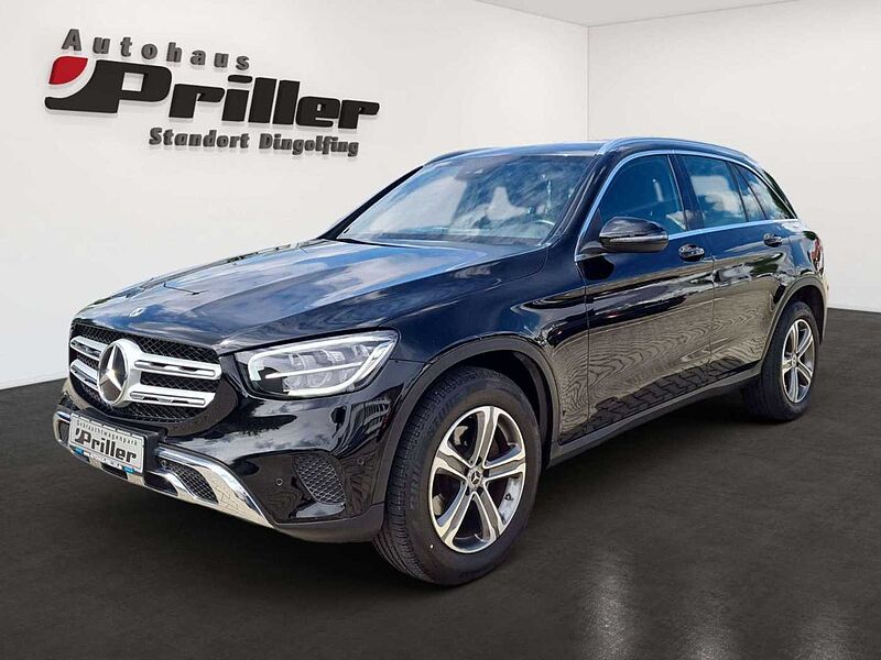 Mercedes-Benz GLC 220 d 4Matic/NAVI/LED/AMG-Line/Distronic/DAB