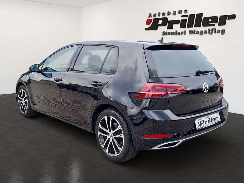 Volkswagen Golf VII 1.5 TSI Lim. Highline/AHK/LED/Standh/