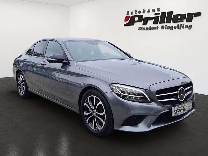 Mercedes-Benz C 220 C220d Lim. Advantgarde/NAVI/LED/ACC/Kamera