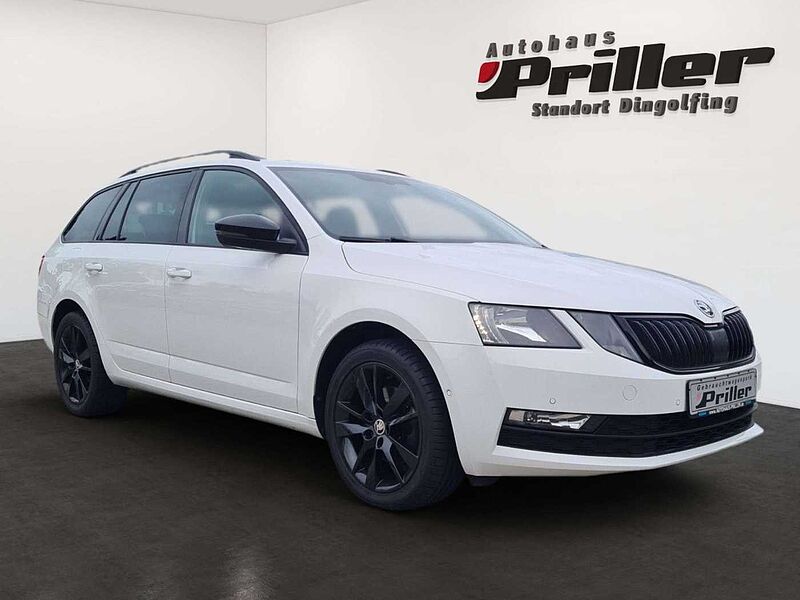 SKODA Octavia 2.0 TDI DSG Combi Style/NAVI/DAB/Apple/