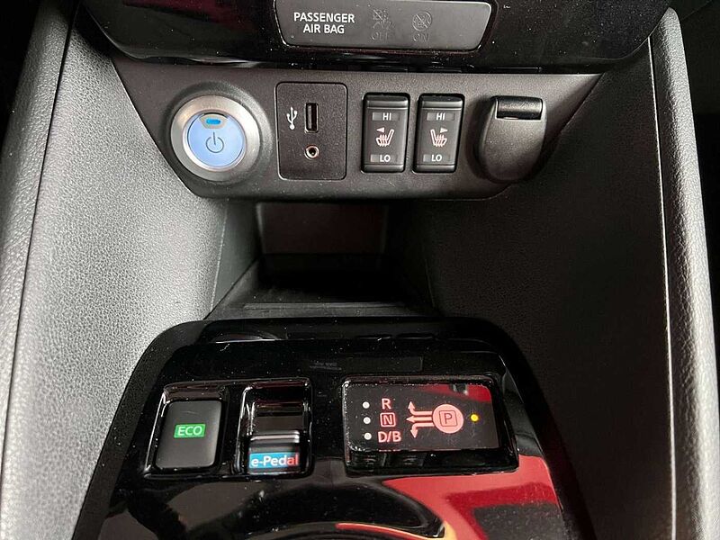 Nissan Leaf 40 kWh N-Connecta/NAVI/LED/DAB/ProPilot