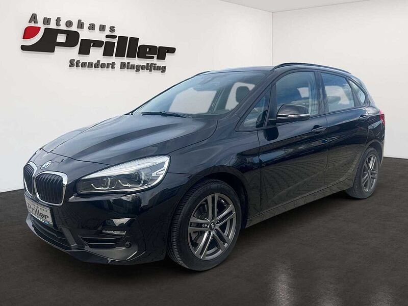 BMW 218 Advantage Autom. /Navi/AHK/DAB