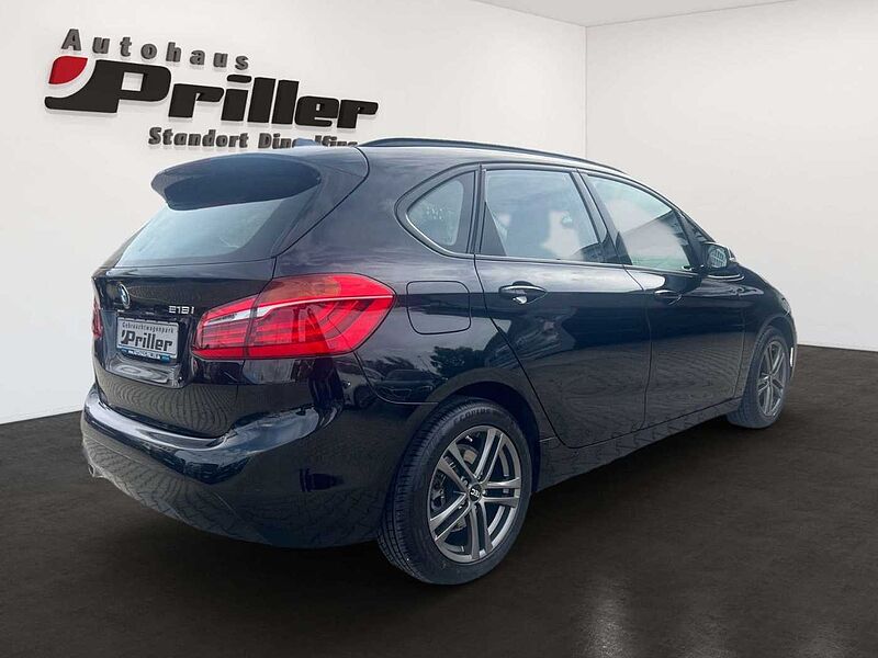 BMW 218 Advantage Autom. /Navi/AHK/DAB