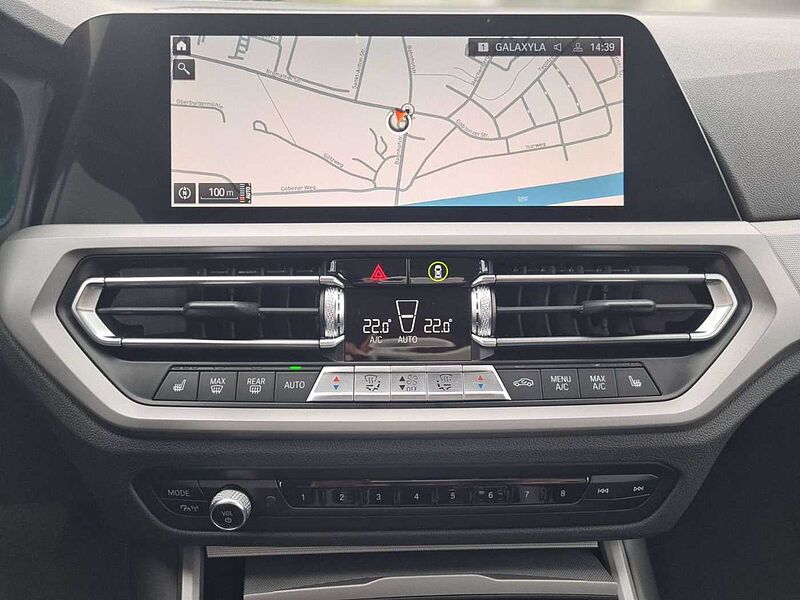 BMW 320 d Touring xDrive Advantage/LED/HUD/Navi/DAB