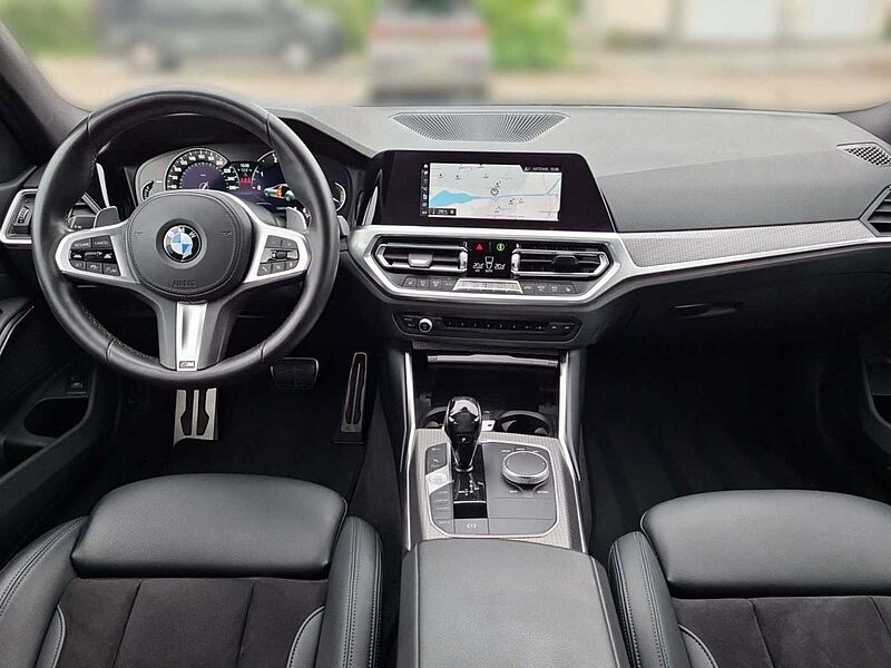 BMW 330 d Touring xDrive M Sport/AHK/LED/Live Cockpit