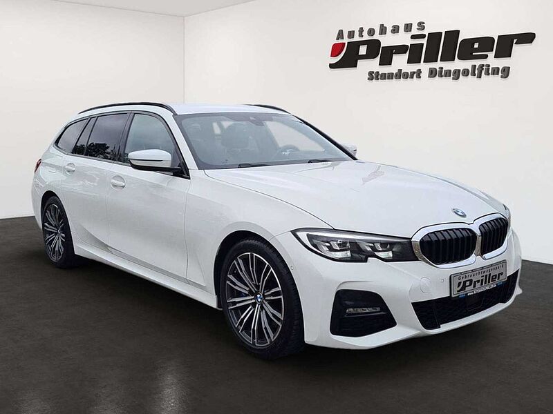 BMW 330 d Touring xDrive M Sport/AHK/LED/Live Cockpit