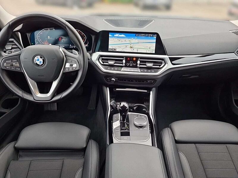 BMW 320 d Touring Sport Line/NAVI/LED/DAB/LiveCockpit