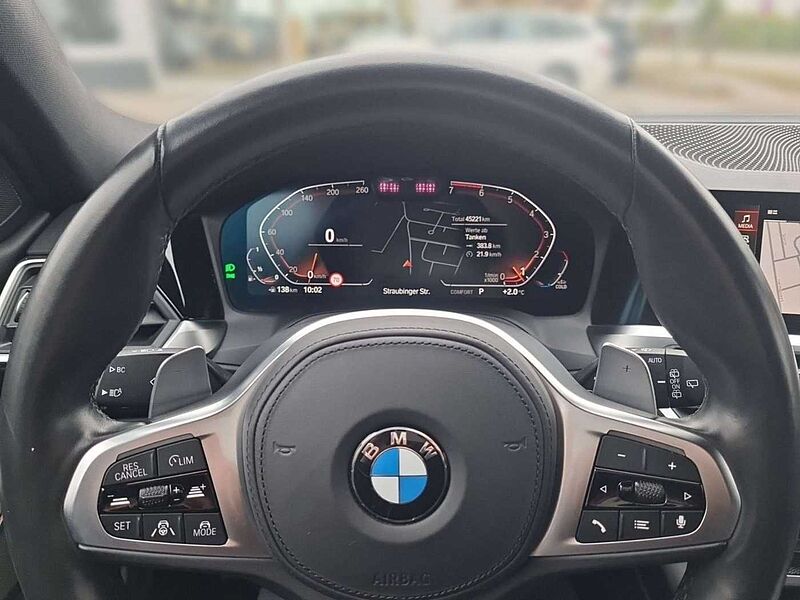 BMW 330 i Touring M Sport/AHK/Laser/HUD/DAB/Kamera