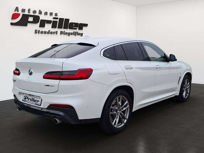 BMW X4 xDrive 30i M Sport/LED/DAB/HUD/Live Cockpit