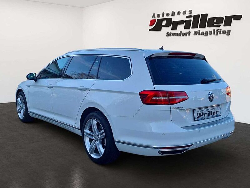 Volkswagen Passat Variant Passat 2.0 TDI Variant Highline 4Motion/NAVI/AHK