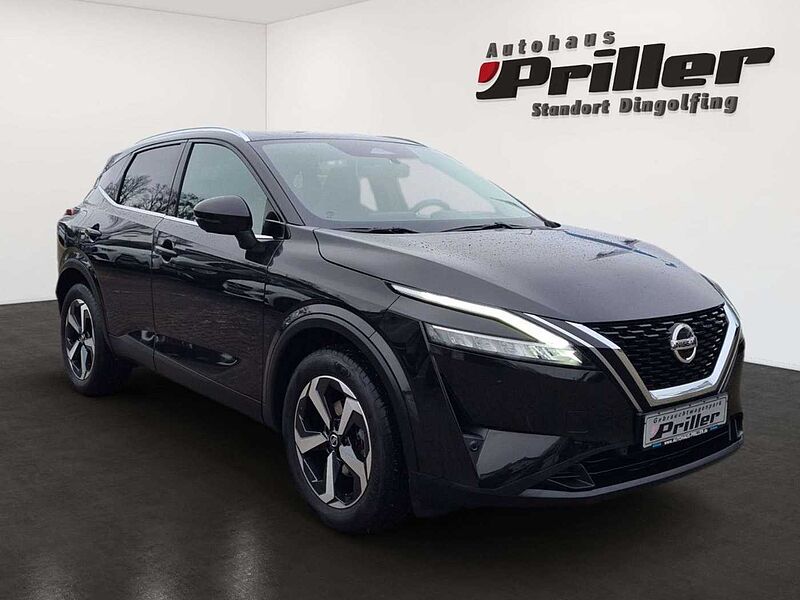 Nissan Qashqai 1.3 DIG-T Premiere Edition/NAVI/AHK/LED/